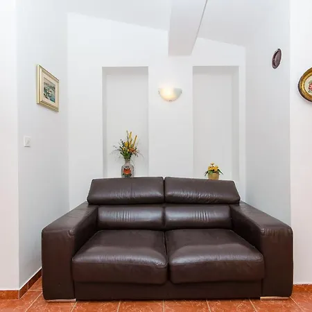 Villa T-Rex