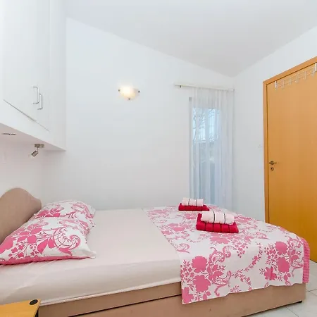 Villa T-Rex Prázdninový dům Grohote
